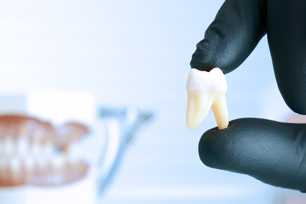 How Soon Can I Drink Alcohol Or Consume Other Foods After A Tooth Extraction?
